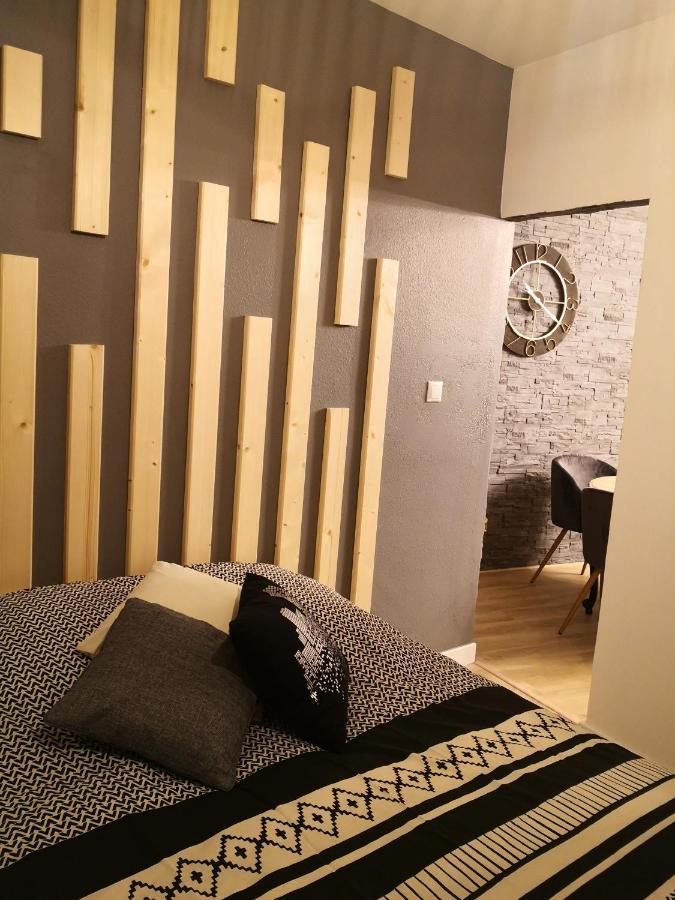 Logement Entier 78 M2, 7 Pers Cosy Et Spacieux Proche Du Centre-Ville Et De La Gare Avinhão Exterior foto