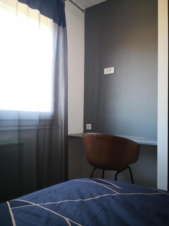 Logement Entier 78 M2, 7 Pers Cosy Et Spacieux Proche Du Centre-Ville Et De La Gare Avinhão Exterior foto