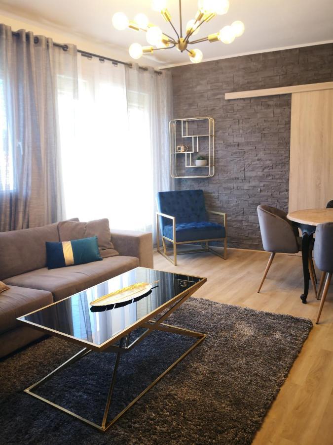 Logement Entier 78 M2, 7 Pers Cosy Et Spacieux Proche Du Centre-Ville Et De La Gare Avinhão Exterior foto